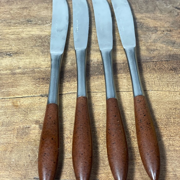 Epic Stainless dinner knives Wood handle Japan vintage MCM set of 4 - Picture 2 of 7